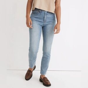 Madewell Curvy Perfect Vintage Jeans 31T